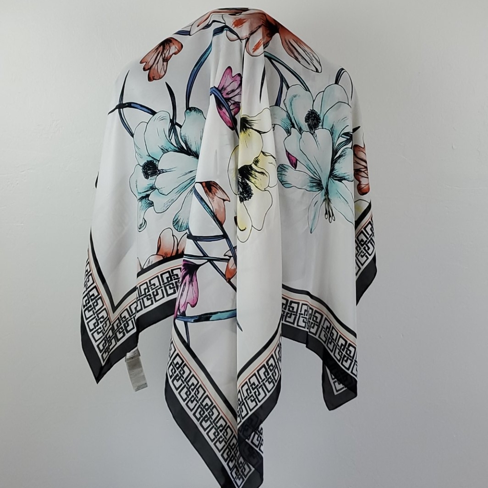 Chico's one size scarves polyester floral women’s